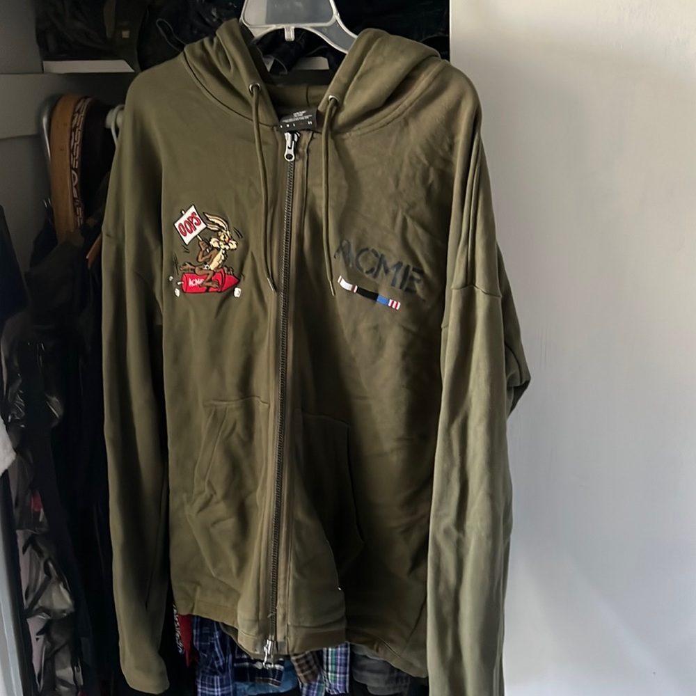 Rare The hundreds x Looney Toons zip up